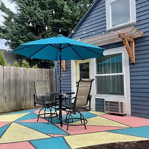 Private Ne Apartment Portland